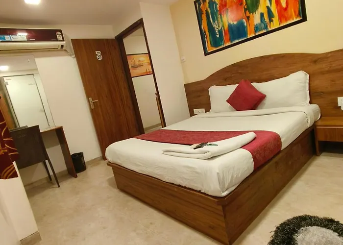 Hotel Beach Crown Juhu Mumbai